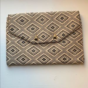Stella & dot clutch